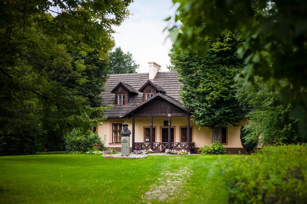 A Pousada Dom Turystyczny Indigo Cracóvia Exterior foto